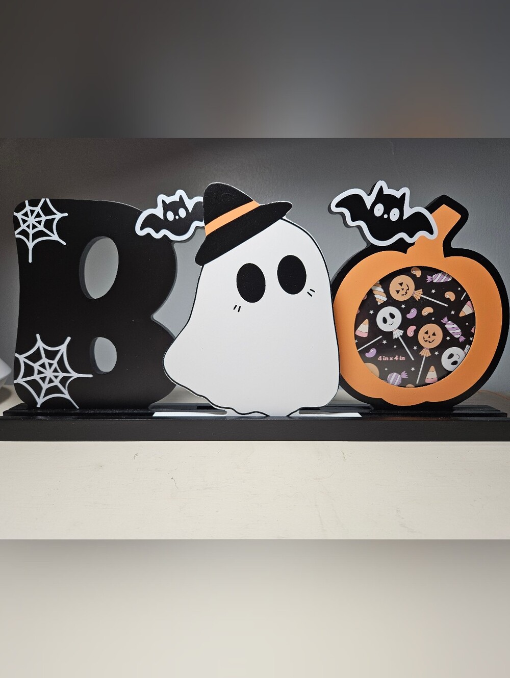 NWOT Wooden Halloween "BOO" Tabletop Sign & 4x4 Photo Frame